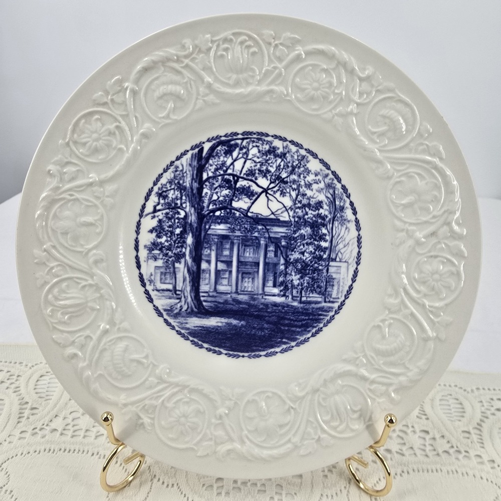 Wedgwood Porcelain Blue Ware Collectors Plate Hermitage Mansion